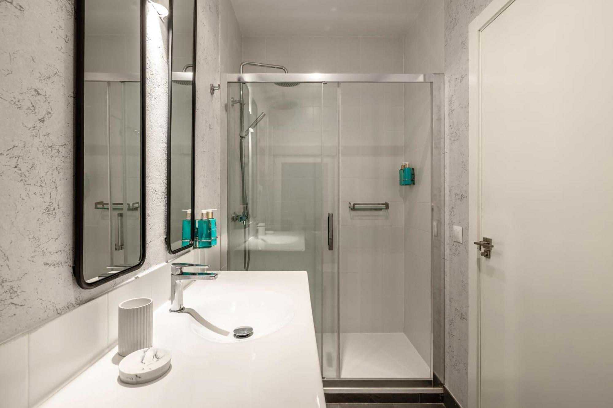 Mi Casa En Madrid- Spacious Apartments Callao Gran Via Екстер'єр фото