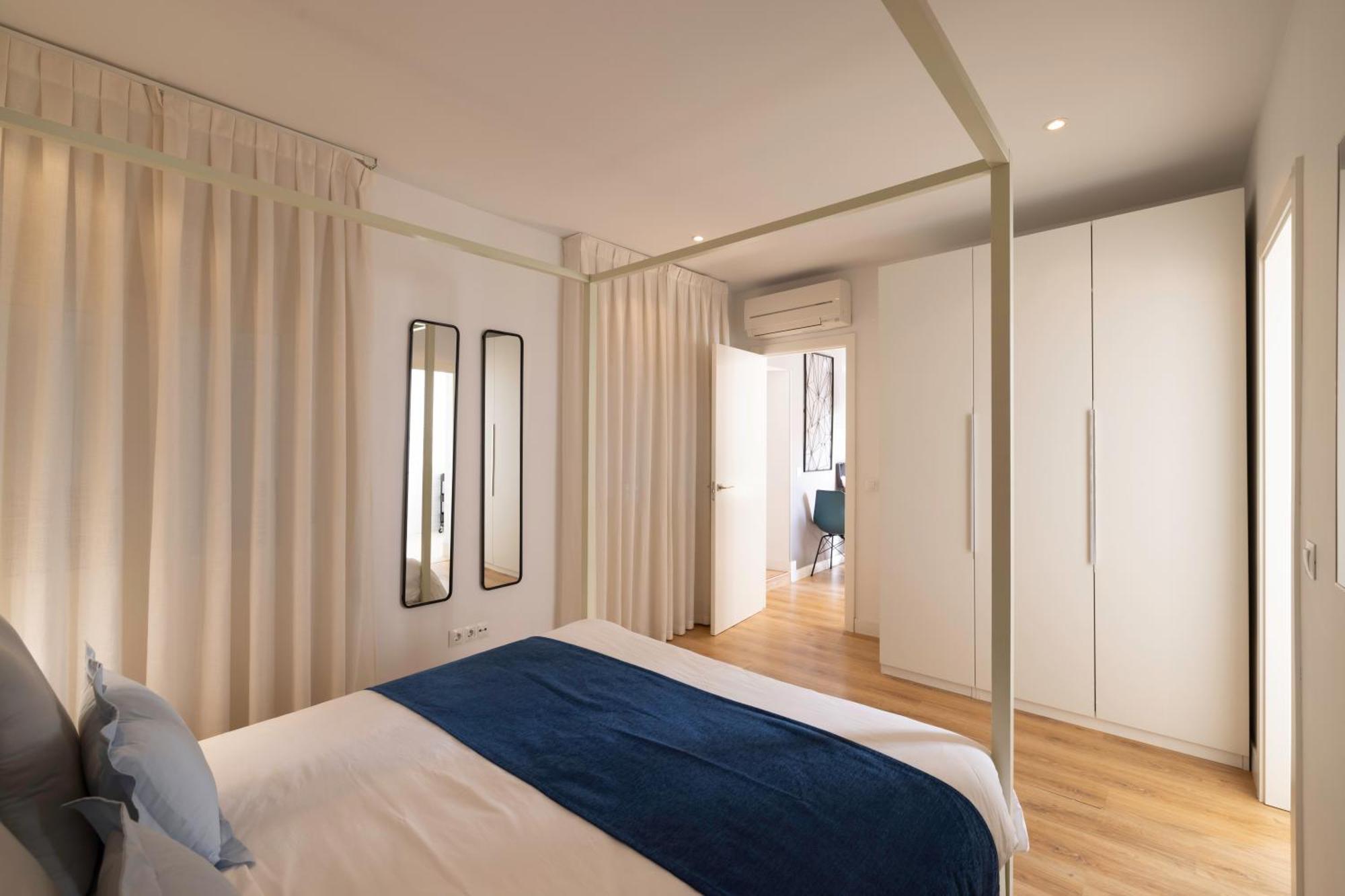 Mi Casa En Madrid- Spacious Apartments Callao Gran Via Екстер'єр фото